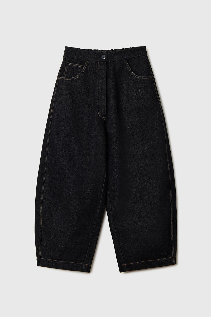 Curved Demin Pants